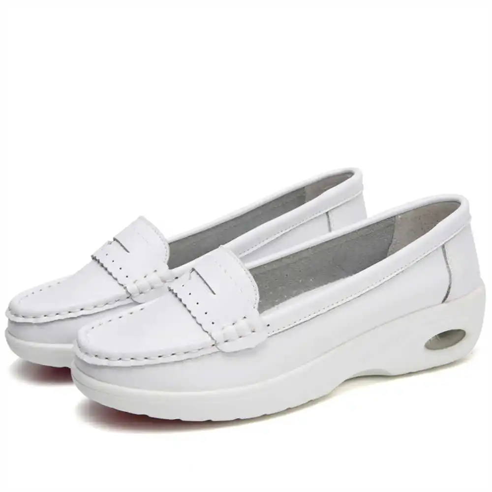 Thick Sole Slipon White Traine - Travel Accessories On Sale ulasan dan harga