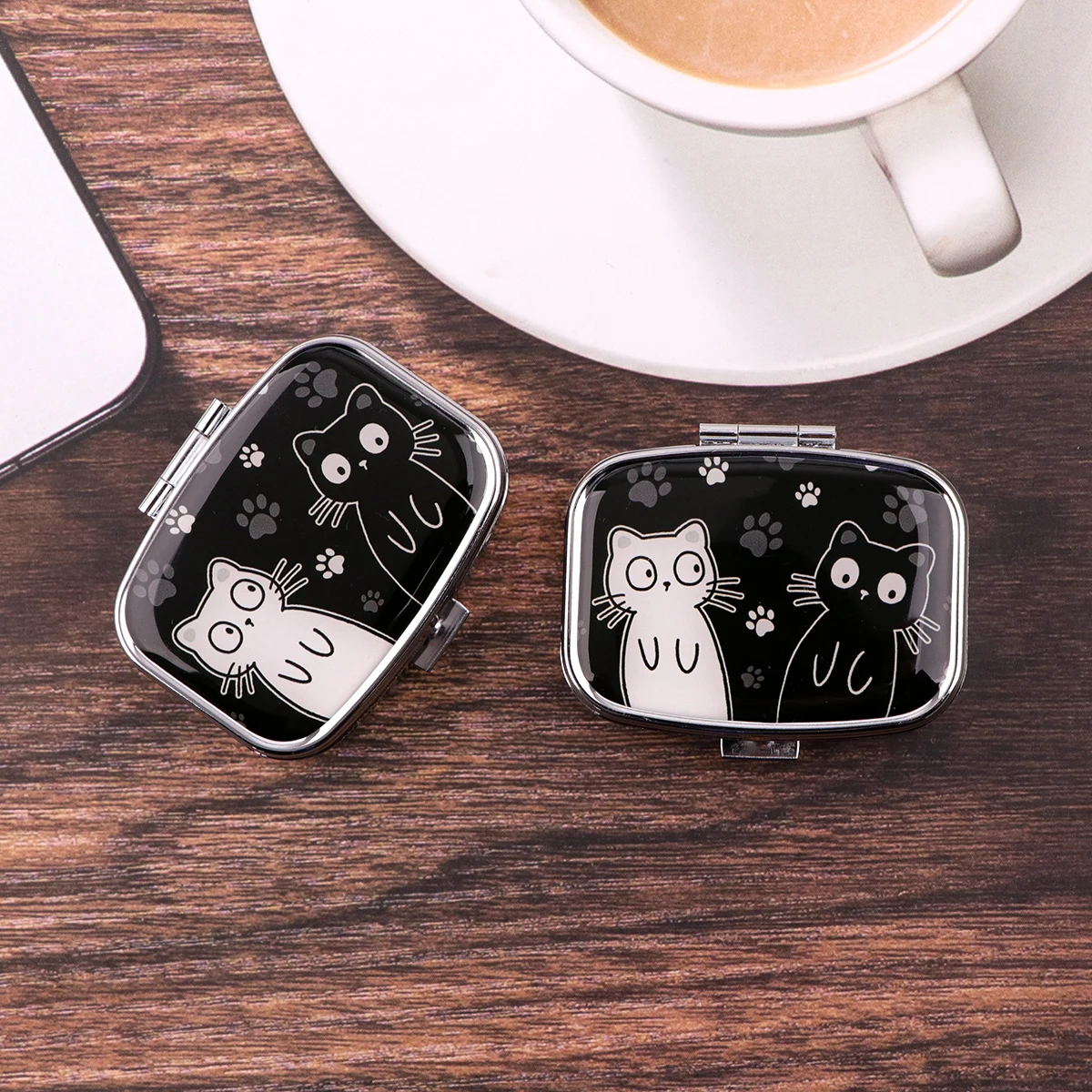 Cartoon Black And White Cat Tr - Travel Accessories Organizer Case ulasan dan harga