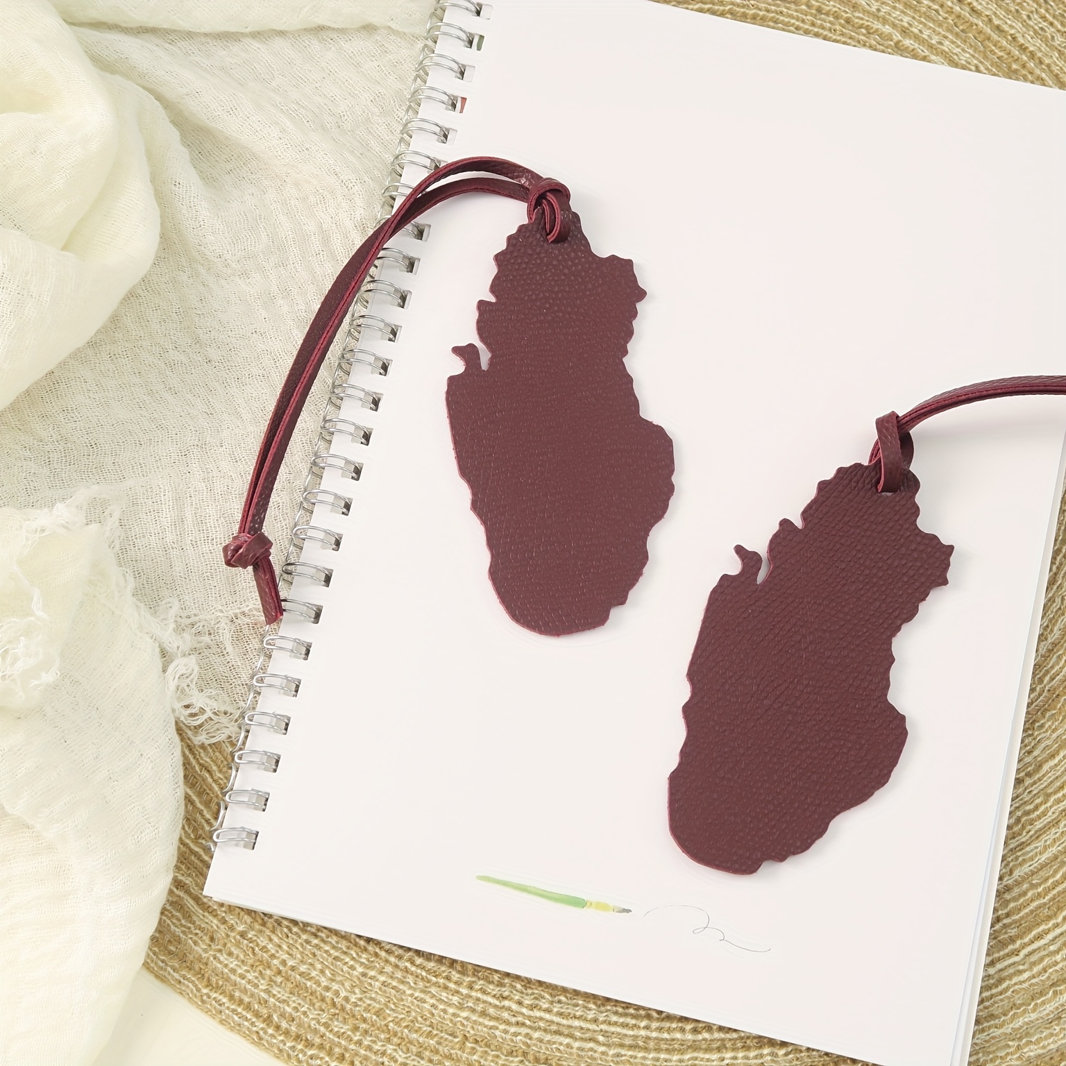 Qatar Map PU Leather Charm - E - Travel Accessories Qatar ulasan dan harga
